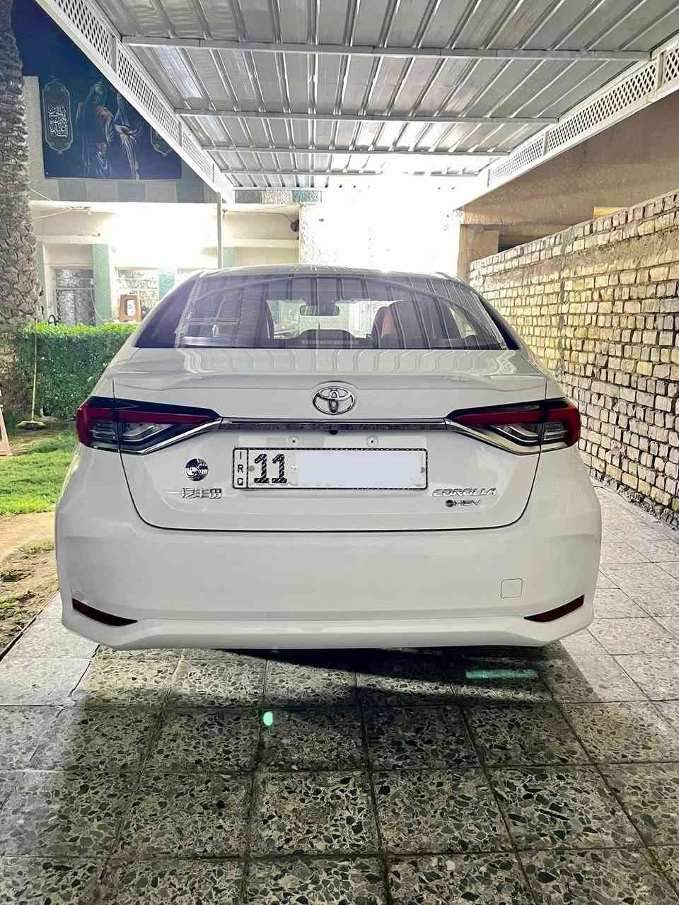 السلام عليكم                                                                   
كورلا هايبرد  ( 2025 )  شكل الخليجي  رقم بغداد

مكفولة صبغ والتبديل والفتح 
( بيها ملاحضة بسيطة )

داخل احمر - كشن كهرباء - فتحة

(فول موصفات ) 

السعر  : 24,500 وبيها مجال بسيط 

مكاني بغداد  ..للاتصال فقط  :***********
