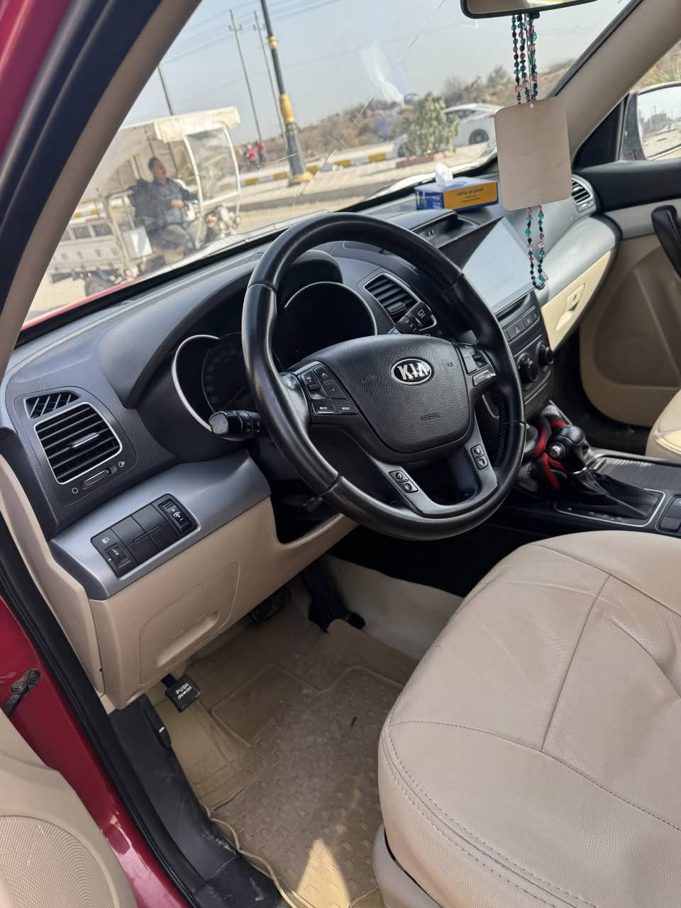 سورنتو موديل 2015 خليجي 7 راكب مكفول رقم ذي قار السعر175للاستفسار ***********
