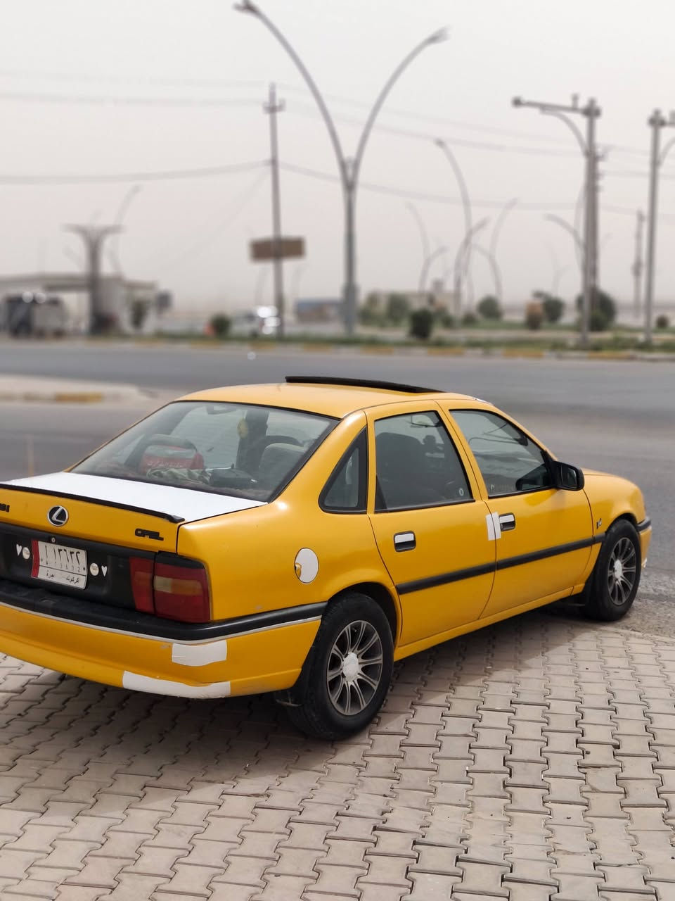 اوبل فكترى موديل 1995
محرك 18 فول نشاط كير عادي 
سنويه ساقطه من 2019
***********
