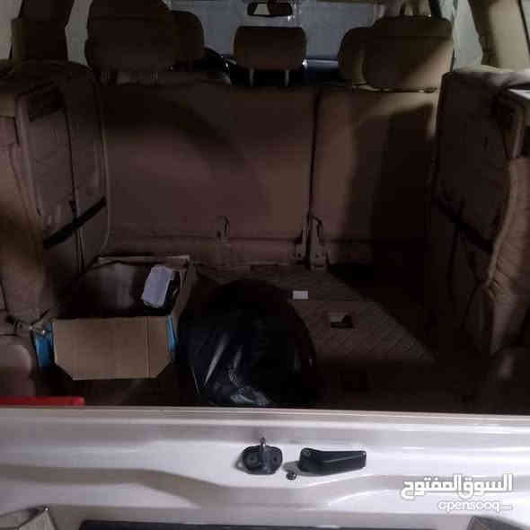 السلام عليكم
للبيع موديل ٢٠١٤ بريم فول مواصفات بيها بارد جاملغ لمامي بسيط وصبغ دعاميه بسبب شخوط. السعر  ٣٨ وبيها مجال بسيط *********** 

المكان بغداد
