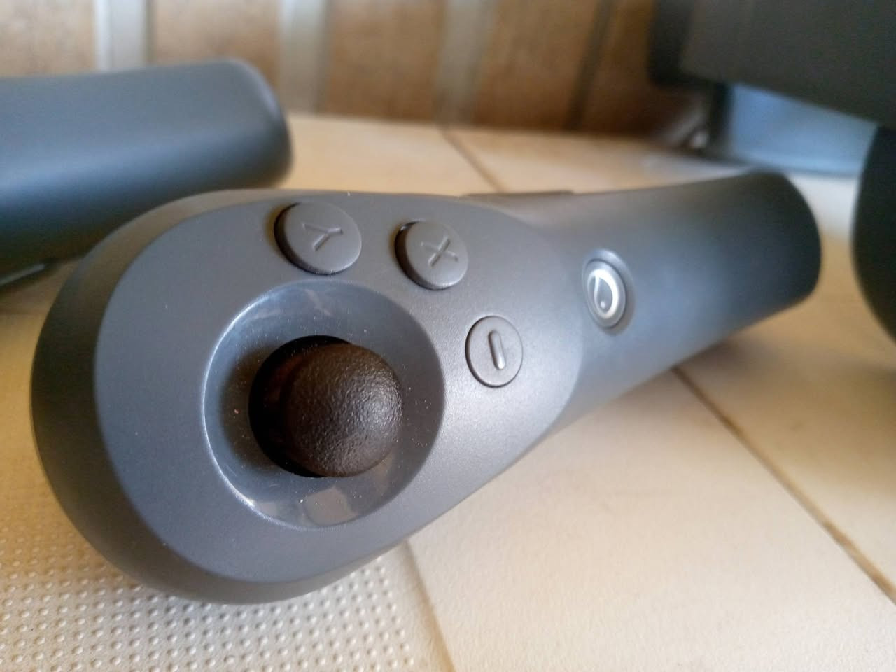 Pico Neo 2 .
للتواصل . *********** .
