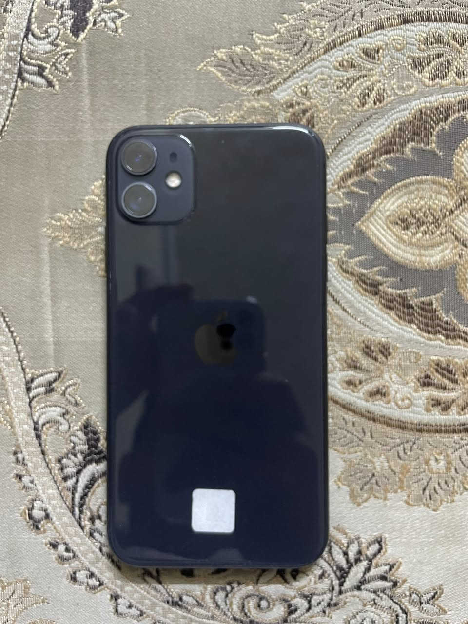 سلام عليكم 
11عادي للبيع الجهاز نضيف ذكره٦٤بطاريه ٩٩
وكآمل مبدل كلاسه مال شاشه وليس شاشه وبطاريه وفيس إيدي من حدثت وكف السعر خاص الاستفسار ***********
