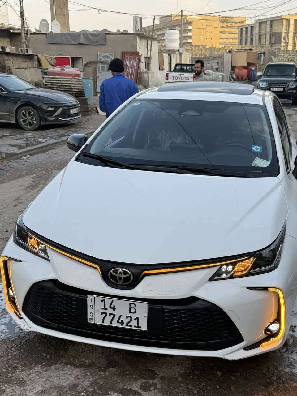 تويوتا هايبرد مواصفات صيني موديل 2024 للبيع ( اقساط مصرف ) استقاع مباشر الكفيل والمستفيد عنوانهم البصرة وموظفين بدائرتي ..
 السيارة جديدة لوك الكشن الاحمر جلد طلب خاص مواصفاتها معروفه فول مواصفات للأخير السيارة كفاله من كلشي السيارة اسويلك بيها وكاله بكافة الرسميات لحد ما تتحول ماشيه 32,000  سببر منازل 
سعر السيارة : 13,800 ( 138$ ) وبيها مجال 
شدة وثمانيه وثلاثون ورقه 
مكان السيارة : البصرة 
رقمي : ***********
