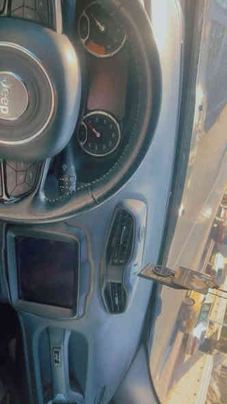 جيب رنجيد 2021
اللون اسود 
هاند بريك بصمة
الشاشة الكبيرة
فور ويل 4*4
رادار 
تشغيل عن بعد
تحديد مسار 
توقف اوتو
نقطة عمياء
لايت زنون
تحكمات ستيرن جهتين
رقم اربيل الجديد 
ماشية 56 قابل للزيادة 
السعر 140
هاذ رقم راعيها ***********
***********
