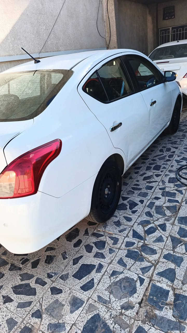 سني موديل ٢٣ مصري
ماشية ١١٠ قابل للزيادة 

مبدل بيها جملغين اثر طخات صغار وجملغات لبلادية موجودة اطيكياهن وي سيارة

بيها طخة من ورة صاير اكو رصعة صغيرة بشاصي اكتبلي ودزلك الفديو  وبيها طخات صغيرة بل بوب موضحة بسونار

سيارة رقم اربيل باسم شركة باركود تريد تحويل تريد وكالة 

سعر سيارة ٩٢ وبيها مجال حك الجية ميعجبك المنشور عبرة 

السيارة تبريد حدادية كير مكينة مكفولات 

مكان السيارة بغداد العامرية
***********

