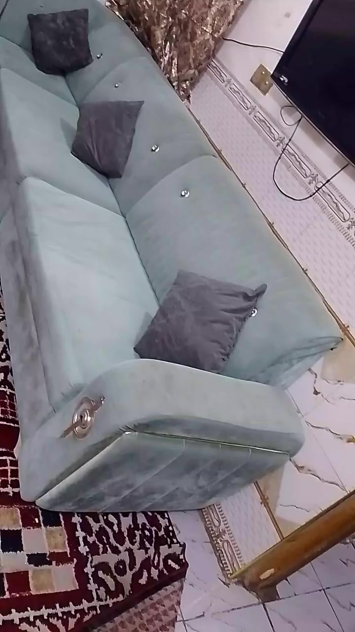 تخم ديوان كامل السعر 200 وبي مجال


**إذا كنت صاحب هذا الإعلان وتريد حذفه لأي سبب، رجاءا أرسل رسالة إلى الدعم الفني**