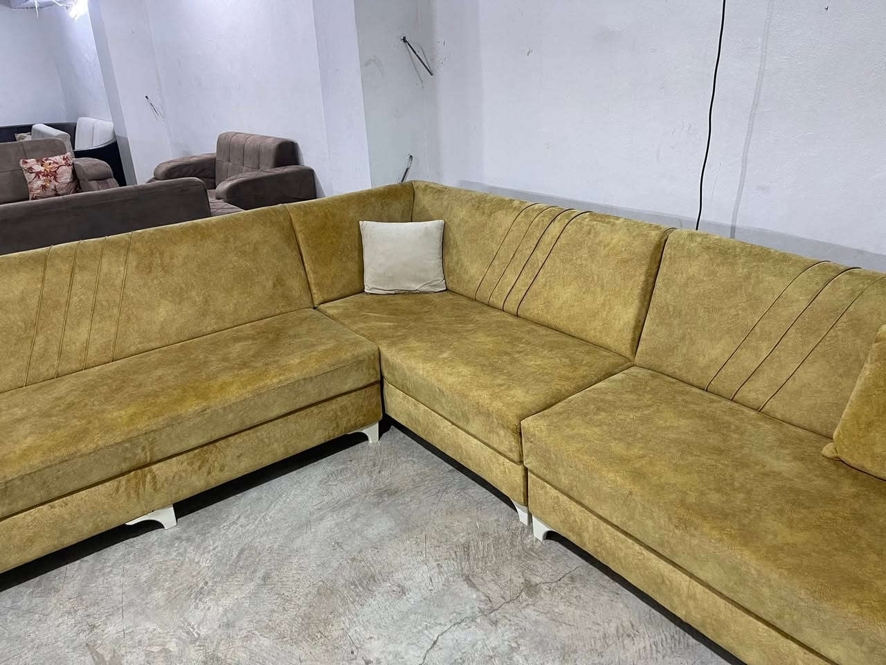 170هەزار 8نەفەری 
دەسکردە بێعەیبە زۆر بەپاکی ماوەتەوە 📦
3گۆشەی لە گەڵایە هیچ عەیبێکی تیا نیە 
شوێنیش کەلار
ژ.م***********
