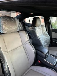 مقاعد • جارجر • مراوس