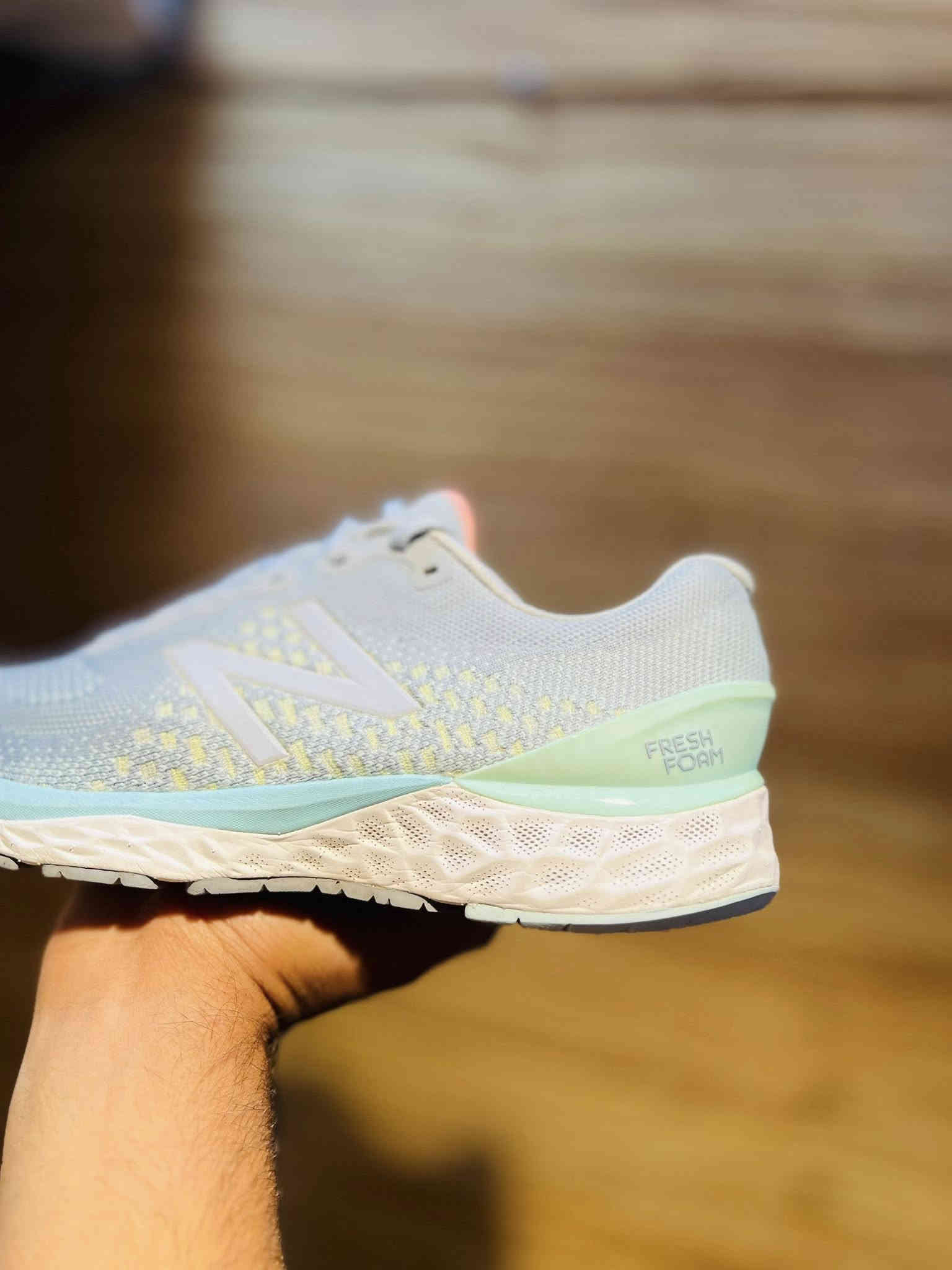 نيو بلنس فرش فوك 
باله امريكي اصلي 
قياس 43
طول القدم28
النظافه تامه 
توصيل جميع المحافظات 
للحجز واتساب 
***********
