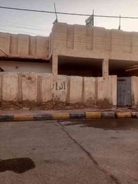 الحسين خلف الخلود • ١٥٠م • بناء قديم