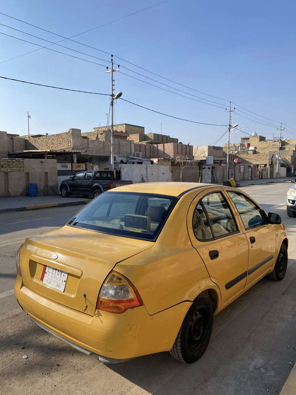 السلام عليكم طيبه رقم بغداد مديل 15مكينه كيرها جديد حداديه تخم تاير جديد كهرباءيات كلها شغاله لايت زنون دواخلها جديده مصفره هيئه وغرامات السعر 40وبيه مجال لشراي مكاني بلكوت ***********
