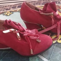 مقاس ٣٨ • ملابس