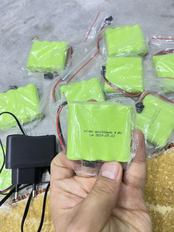 شلعة.  41 بطارية   كلهم 225 الف مابيع مفرد شلعة


**إذا كنت صاحب هذا الإعلان وتريد حذفه لأي سبب، رجاءا أرسل رسالة إلى الدعم الفني**