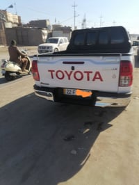 هايلوكس • بيك اب • جير عادي