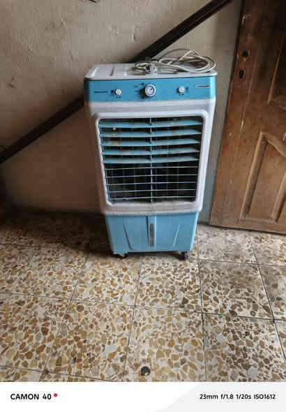 للبيع كنتور 5ابواب مع جربايه مع دوشك جربايه سعرهن ٣٠٠مع طباخ 50 الف مع مبرده كونفيره 50 الف مع مرجوحه اطفال 30الف مع غساله 75الف مع ثلاجه 200الف جديده مع كاونتر 3قطع ابولسله 250الف
السعر موجود بيع مستعجل الشراي
يتصل ***********
