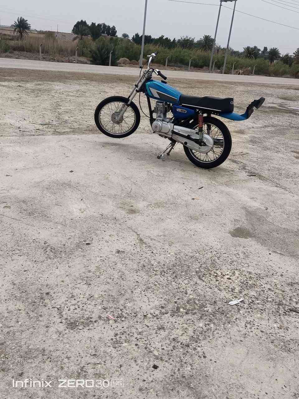 سلام عليكم اربعه كير كلك دراجه حلوه بل ماجاي شوف نامه موديل 23مكان حي الفرات وهاذ رقم***********
