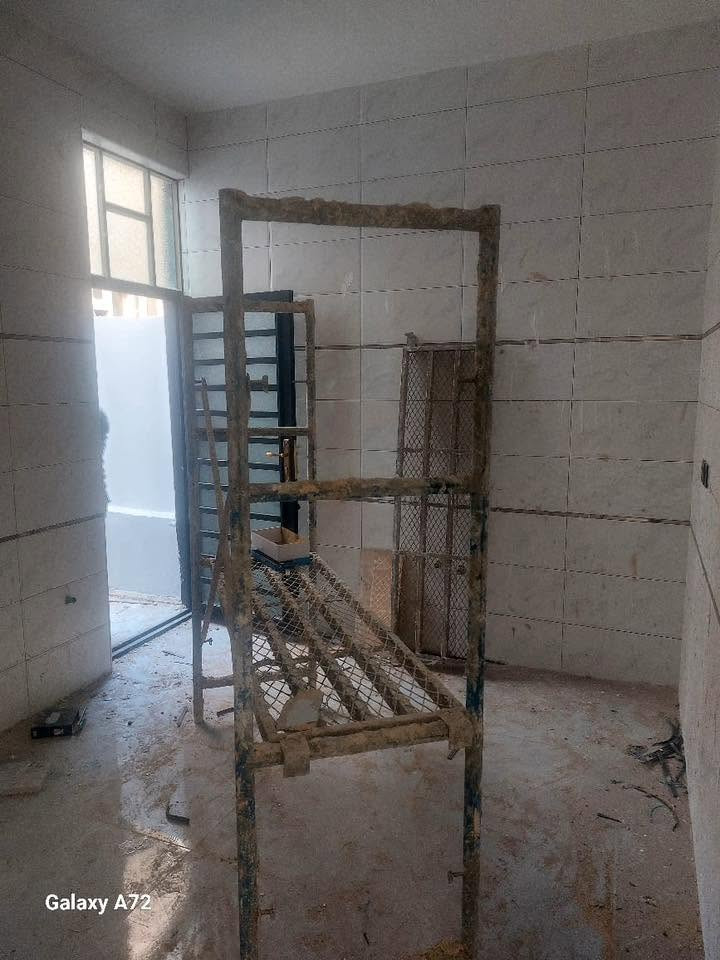 عرض 199
بيت 🏠 للايجار 100م  جديد ما مسكون
السعر 250

الموقع 📌 حي النداء قرب شارع المجمعات قرب مول الاميرات

 يحتوي غرف واستقبال و مطبخ و صاله وصحيات  
للتواصل 
***********
