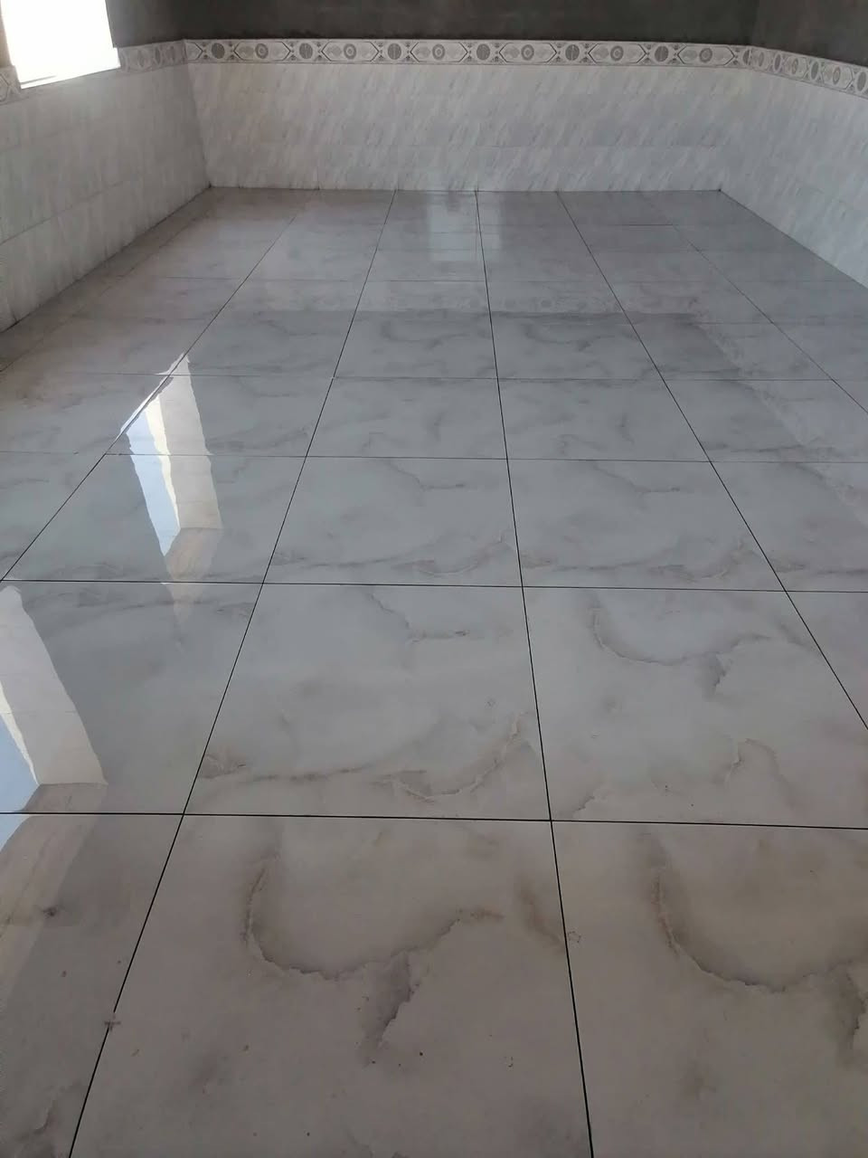 سلام خلفه سراميك متفرق حالين شغل درجه اولأ ***********
