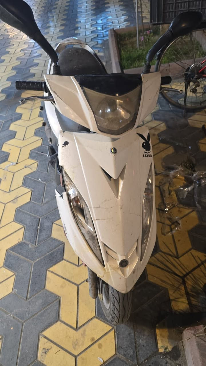 السلام عليكم ورحمة الله دراجه جي تي آر ثعلب مثل ماوضح كدامك سعر 450 عنواني بغداد الاعظميه راس الحواش مقابل محطه وقود الاعظميه اتصال ***********
