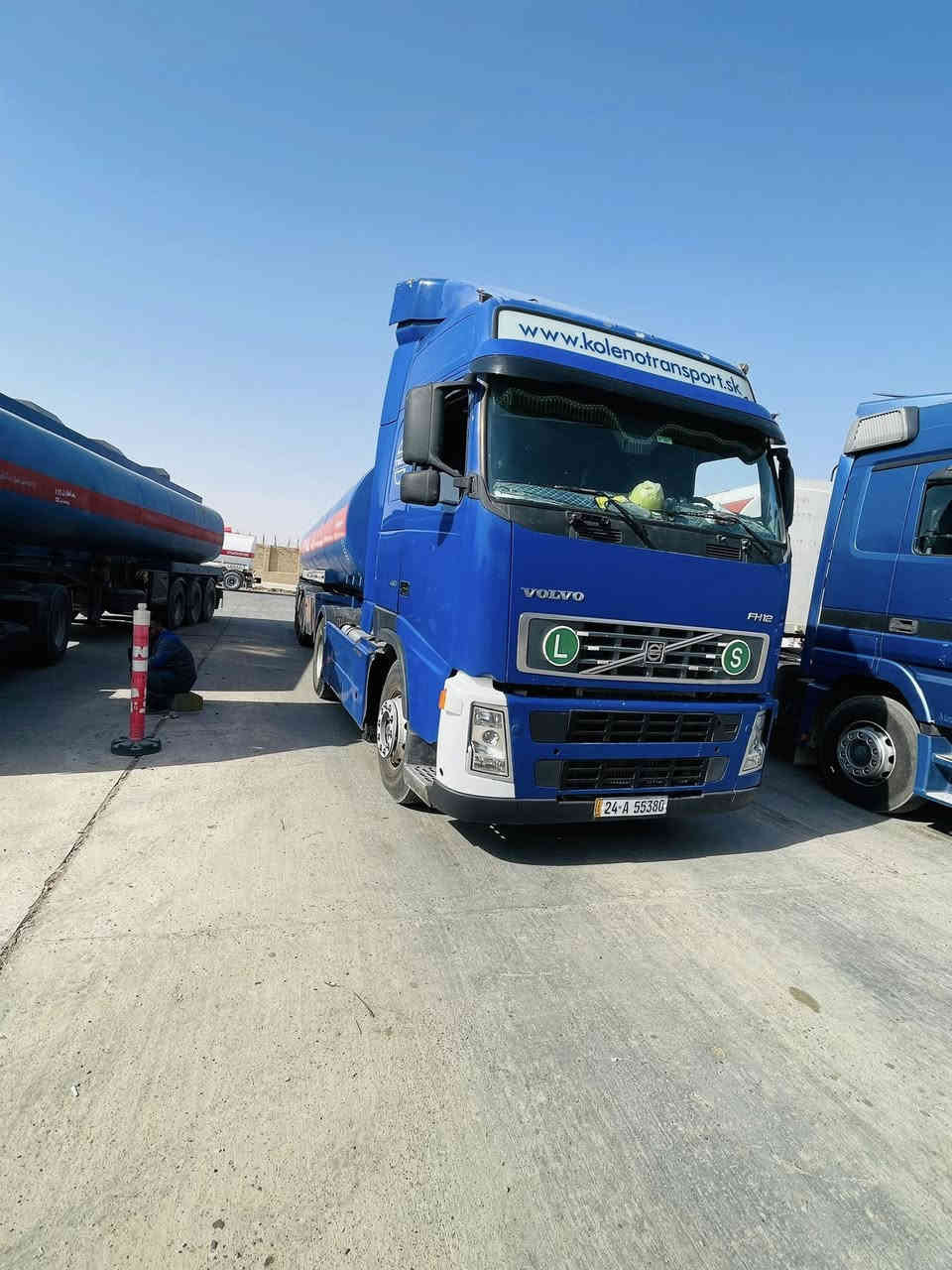 السلام عليكم
فالفوو صهريج 2002
محرك شرط كير اوتماتيك شرط اكسل 
تصريح أمني جي بي اس طوناج السعر280$
سنوية2029 تانكي سبرنك بويلر كهربائي 
تخم تايرر شرط التحويل والغرامه
***********مكان السياره بيجي
