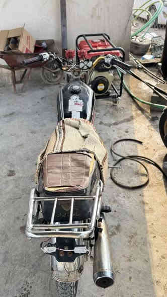 سلام عليكم شباب ردجه 4 كير ميكنه ديمهه عله ايدي هندر واحد تشتغل ودرجه حلوه لا جفيه لا كلبه حته عدله اي علاج مبيهه   ***********
