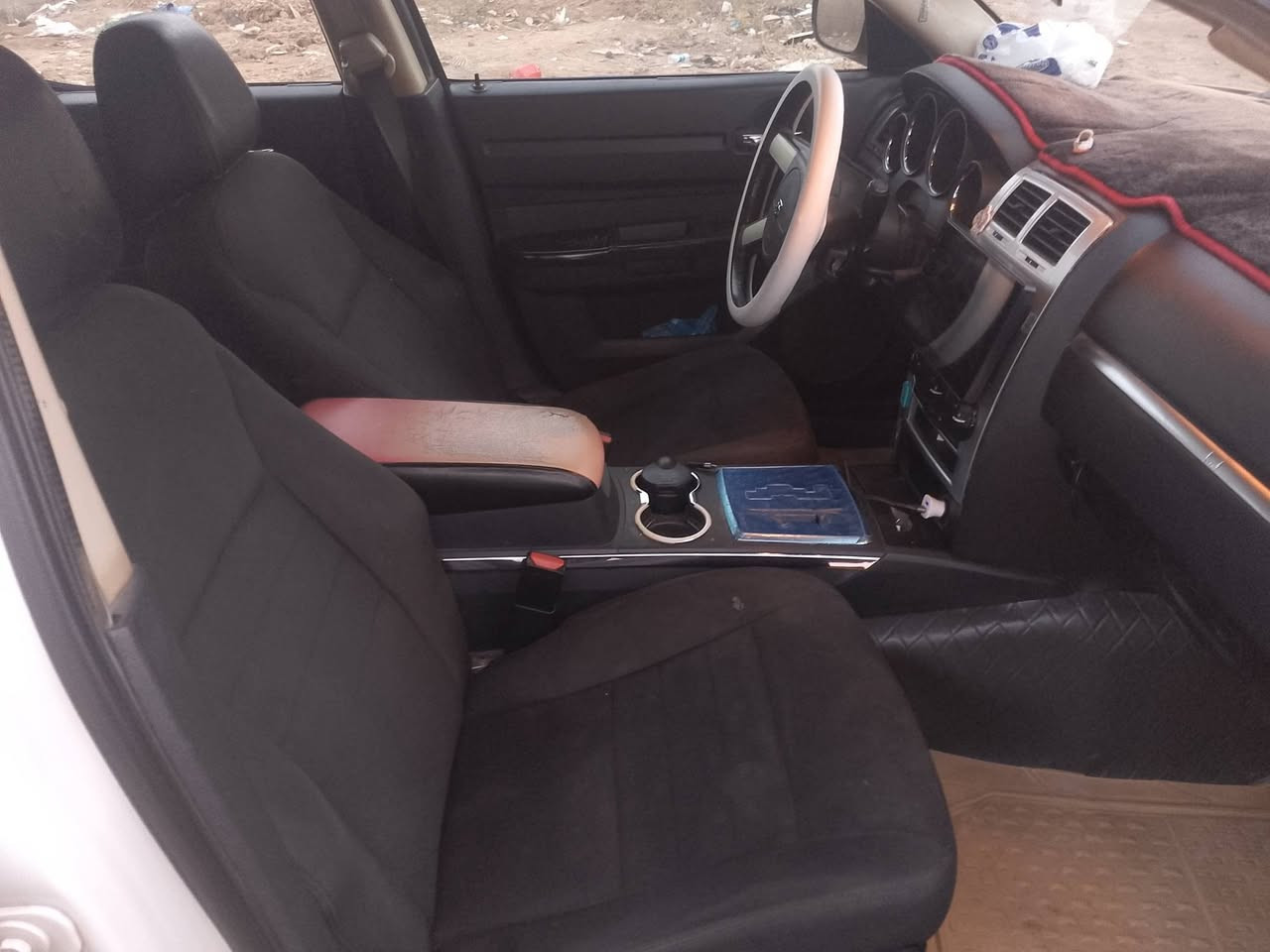 سلام عليكم جانجر بوليس اصل كير تعليك موديل 2009 مكينه وكير وحداديه اماميه  وعربانه خلفيه صارلهن اسبوع من شادهن تخم تاير منضومه تبريه كلهة جديده حادثه جوملغ امامي فقد مصفره هيئه وغرامات خطهة دوانيه اعماره السعر 100 وبيهة مجال لاتصال علئ رقم 📱 *********** واتساب موجود
