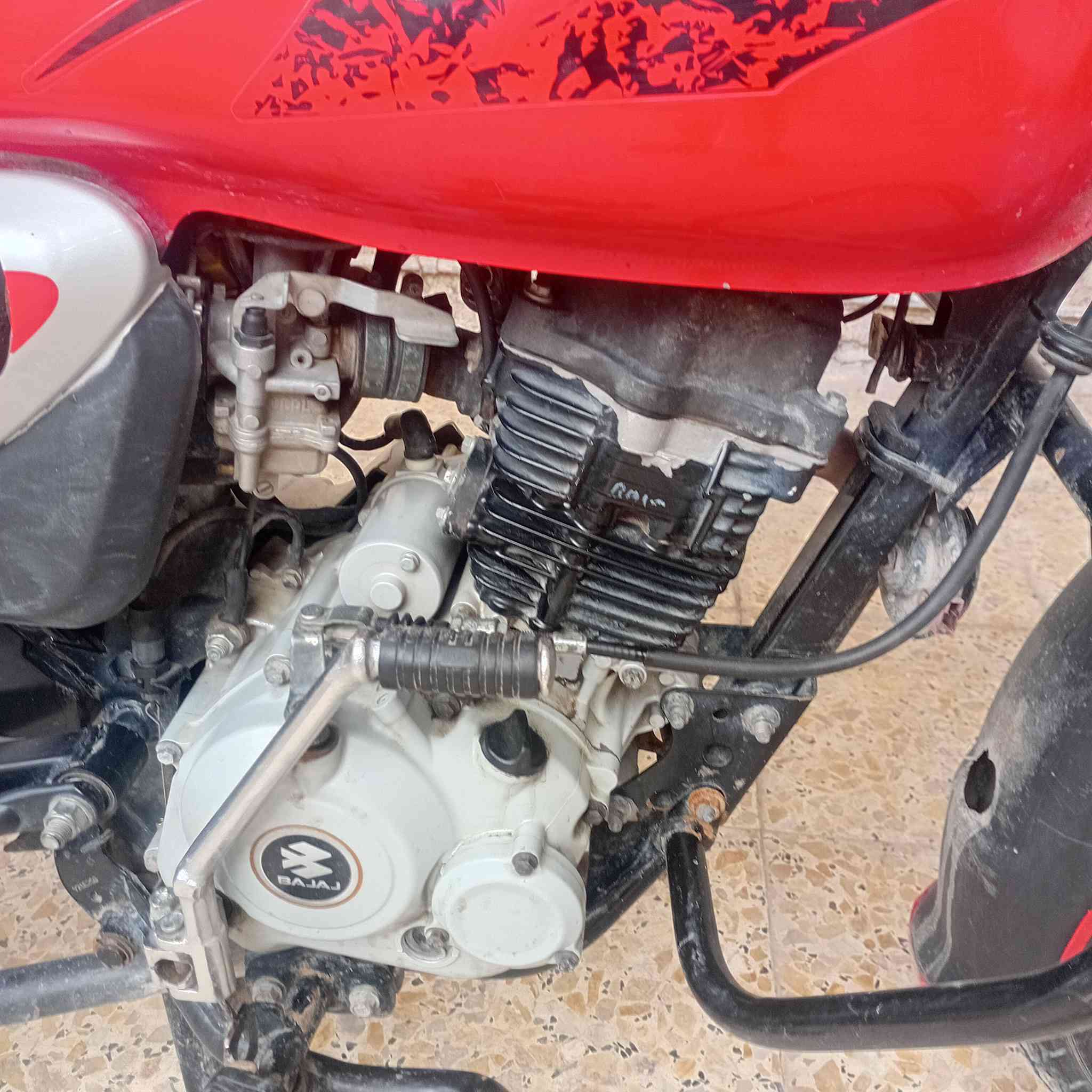 السلام عليكم بوكسر 23 للبيع دراجه كلش حلوه بكاني الزعفرانيه السعر 1 و200   ***********
