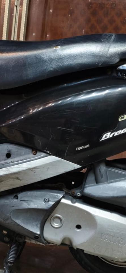 السلام عليكم ورحمة الله وبركاته اخوتي العزاز اقراء المنشور وخابر وبخدمتك دراجه نوع ابريز بغباء حديث لون مميز الالون الدرجه رمبه كفاله عامه من كل النواحي تأيرات جديد دهن مواتال الله شاهد بانزين محسن الدرجه كلهه ختمه واحد وايه المكينه فول تجي تشواف وتشلع اعيون نازاله منه الرمبه سالهه 15يوم عدل الله شاهد منزللهه مليون ٤٠٠الف ماشيه 10 الحقيقي السعر النهائي مليون ١٥٠ بغداد مدينه الصدر تجي وطيك درجه ترحمالي عليهه شاهد الله ماعدك تاخذه وتروح بلاش ماعجبك السعر شواف الرمبه بيش وبخدمتك ماتعجبك اعبر المنشور الرقم(***********] خادمك اصغير اني السعرمليون و150
