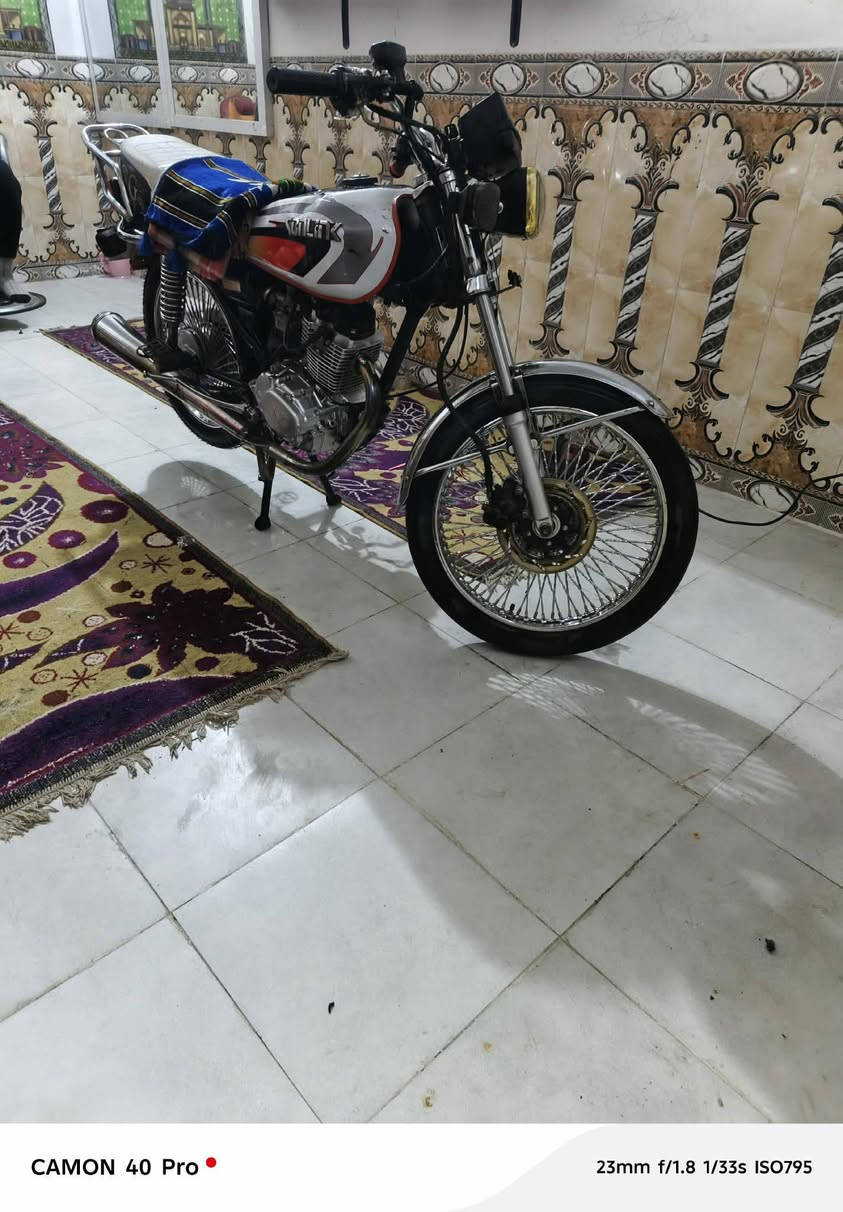 السلام عليكم شباب تايگر للبيع الدارجه مكفوله موديل 23 تايرات جدد الدراجه جديدة اوراق اسگنر كامله وتكاتب يم حسين مكينه جديدة ناعمه السعر 550 وبيها مجال الشراي يتصل وبالخدمه العنوان كربلاء الاسكان العسكري شارع الدرة الرقم ***********
