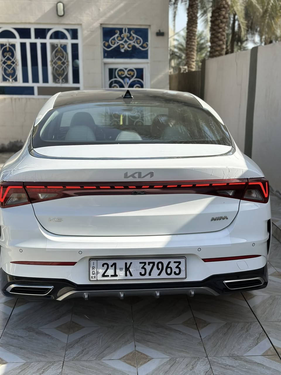 السلام عليكم 
كي فايف موديل 2023 (خليجي)vib
مكفوله كفاله عامه وضع شركه 
ماشيه 49 الف 
فول مواصفات 1/1 خمس كامرات 
عداد دجتال داتشوب بانوراما كشن حار بارد 
خزن ميموري فول اعله فئه vib محرك 2500
رقم سليمانيه تحويل ثاني يوم 
مكان السياره بابل الحله 
***********
