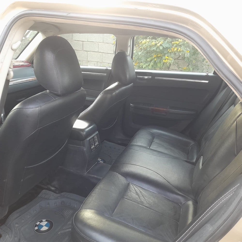 اوباما 2010 ادوات كصه جنطه ب48 وبيها مجال مكاني واسط *********** 