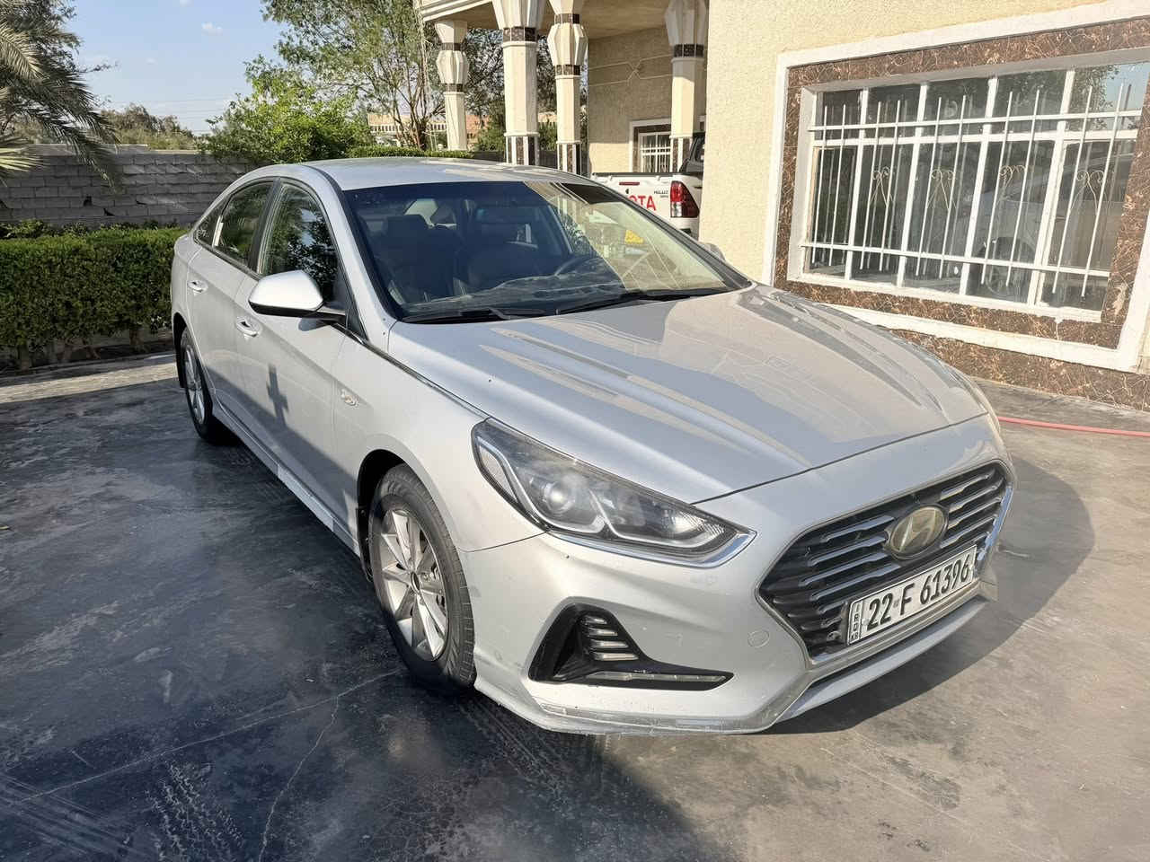 سلام عليكم
سوناتا 2018 وارد كندي 
رقم اربيل بسمي 
كراسي جالد
مري شفط
ماشيه 80 
حساس امامي خلفي 
مكينه 2400 دوش 
سعر 123 بيه مجال 
بيه صبغ بس قماره كلير من كنده اصلي  مكفوله سيارة 
مكان سياره تقاطع النهروان بغداد
***********
***********
