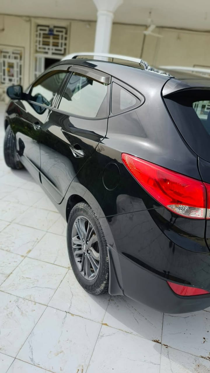 السلام عليكم توكسان 2016خليجي للبيع سياره مكفوله كفاله عامه تبريد مكينه كير  دوشمه جديده  سياره ما ماشيه نضيفه بمعنى الكلمه مكينه 2000 ب160وبيه مجال حك الجيه سياره باسمي مكاني كربلاء الابراهميه ***********
