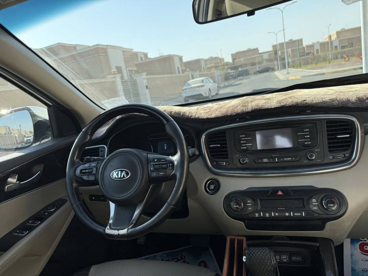 السلام عليكم
كيا سورينتو للبيع 2017
السياره خليجي 
للمعلومه السياره بيه كازكيت 
للاستفسار :***********
***********
