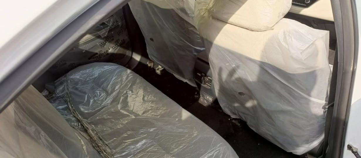 كورلا جيهان 2023
فقط رصعتين صغار كلش

تحويل ثاني يوم شمالية 

ماشي60 

السعر 180 بي مجال ***********
