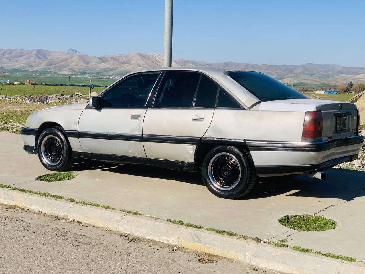 ئۆپڵ علووج مە کینە 20ئە ووروو پی مە کینە وو گێڕوو ئە کسلی بە شە رت کارە بای بە شە رت چرکە ی تیا نیە هەرچووارتایە کە ی تازە یە 11گڵاوو ماعمە لە *********** دار بنديهكان, السليمانية
