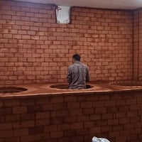 طوب حراري • حجر اردني • تلبيس واجهات