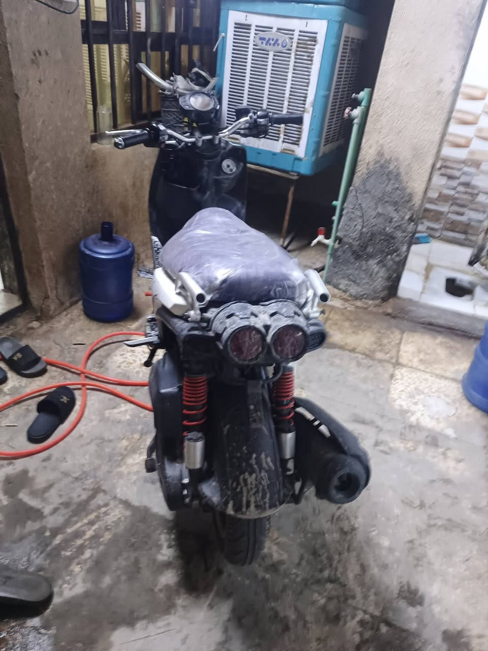 للبيع للبيع..!
دراجه سكنس جبلي للبيع كفاله عامه من عدا الدشبول فقط 

الدراجه خير من الله ترايك لكربلاء تزور وترجع  بيها دمام عالي اصلي 

مكاني الحسينيه الراشديه: 
السعر ١١٥٠ بيه مجال بسيط كلش والميشتري لايطب اصمطه بحظر


**إذا كنت صاحب هذا الإعلان وتريد حذفه لأي سبب، رجاءا أرسل رسالة إلى الدعم الفني**