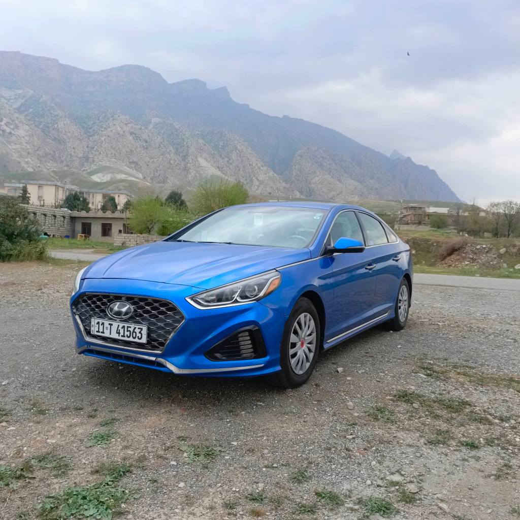 السلام عليكم
سوناتا رقم بغداد انكليزي 
(سبورت)SPORT فول مواصفات 1/1
موديل 2018
المواصفات 
فتحة
بصمه 
رادار جانبي
حساسات خلفية
ستيرن رياضي حرف D 
شفتات ستيرن 
كيجات سرعة رياضية 
كشنات جلد 
كشنات كهرباء 
كشنات تدفئه 
نظام سبورت 
نظام ايكو 
صاجات 
شاشة 
كامرة دواه
لايت زنون عالي + ناصي 
دبل كزوز 
مكينة 4 سلندر 
 GDI 2400 
سستم صوت سماعات 
تحكم ستيرن جهتين 
ترحيب جنطة عند الاقتراب 
اشاير بالمري 
نيكلات  
الحادث بنيد صبغ فقط جملغ اليمنيه بارد 
ملاحظة السياره كامله من كلشي من تايرات من حدادية من تبريد 
السعر :135وبيها مجال
مكان السيارة بغداد حي اور 
للاستفسار ***********متوفر واتساب اتصال بغداد, العراق
