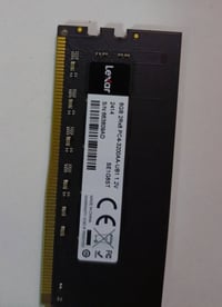 قطعة رام LEXAR 8G 3200 جديده وشغاله وانطيك بيهه ضمان   السعر 50 الف  ا...