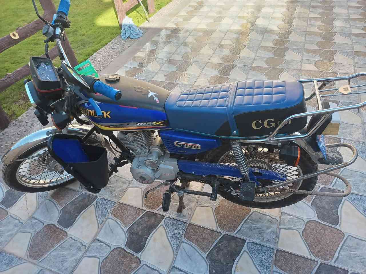 دراجه خمسه كير شرط نضافه كل كهربيات شغاله اي عيب ما بيها كبل شغل وطلع ***********
