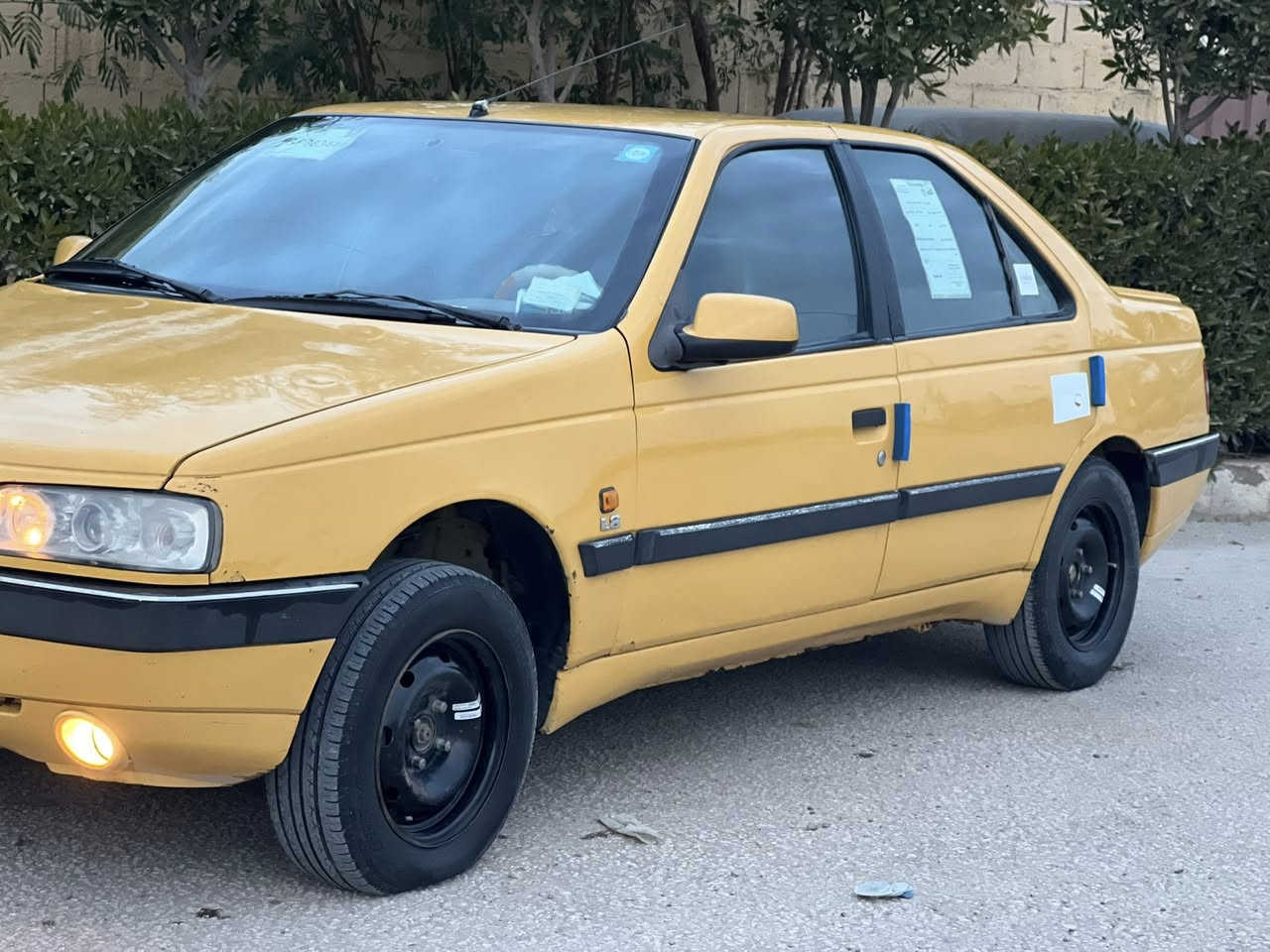 السلام عليكم للبيع بيجو405 موديل 2016رقم بغداد تحويل ثاني يوم سيارة جاهزه كل نقص مابيه مكفوله من صبغ وضربه تبريد حداديه كله جاهزه
سعر 48 وبيه مجال مكاني بابل 
***********
