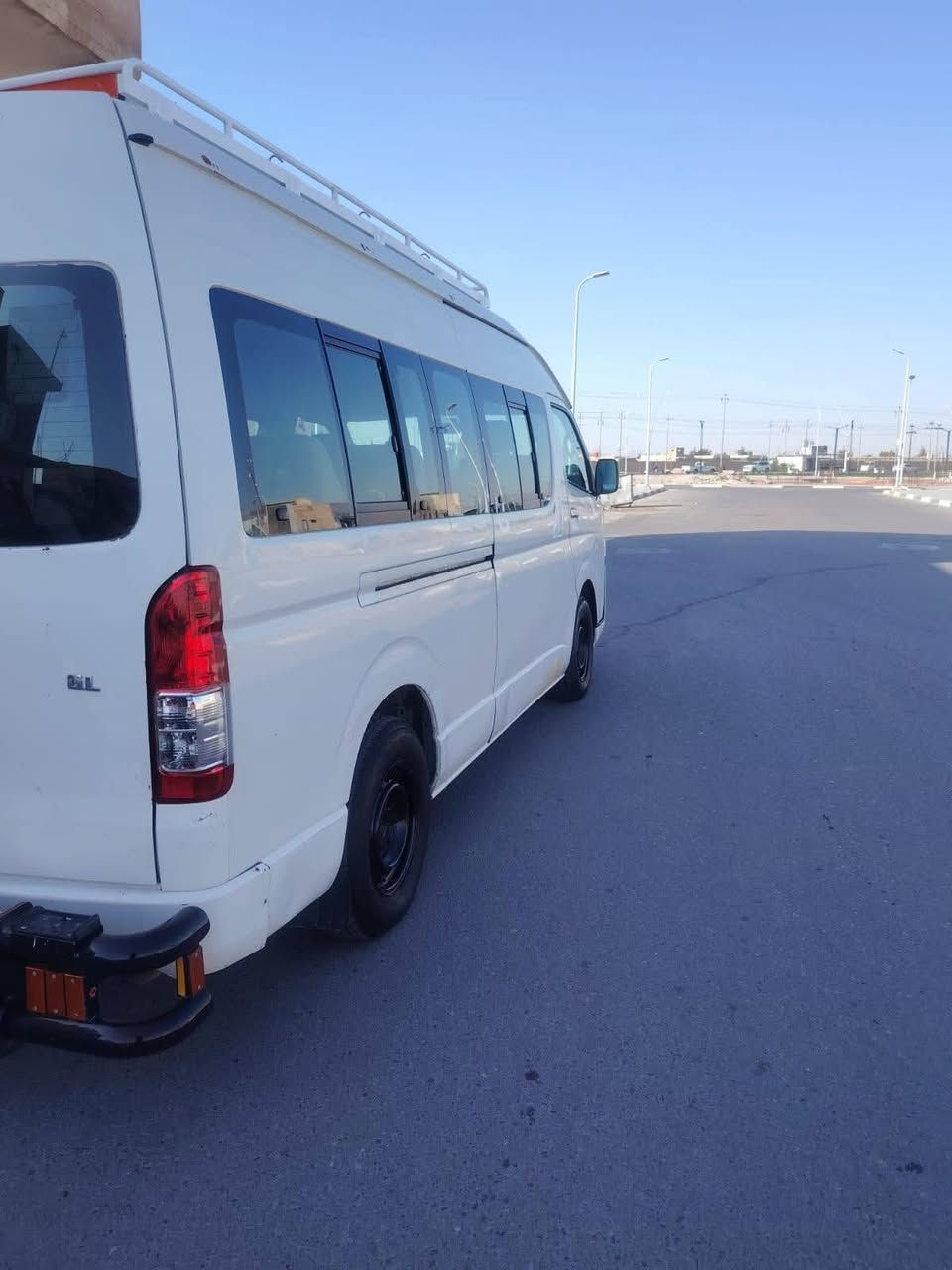 سلام عليكم هايسه 9للبيع بيه صبغ لصندوك وبيه صبغ بلربع الوره مال الطويله ولباقي مكفوله مكينه وكير واكسن وحداده تخم تاير جديد رقمها بابل تحويل ثاني يوم مكان البصره لسعر 185رقم لهاتف ***********
