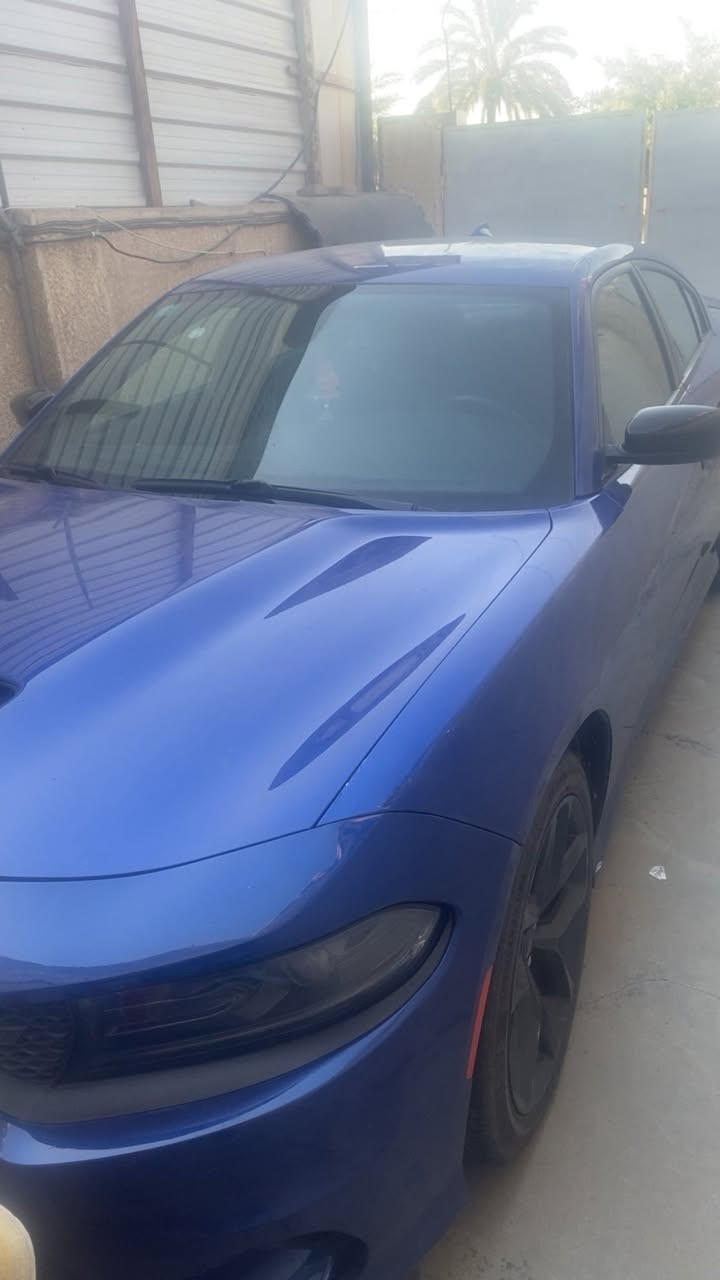 النوع : DODGE
.
الفئة : جارجر GT
.
الموديل: 2022 
.
ممشى : 37,000mi
.
المحرك : V6 3.6L
.
المواصفات/ 
.
فور ويل 
.
شاشة كبيرة 
.
مثبت سرعة 
.
نظام سبورت 
.
بصمة ابواب 
.
كشتات حضن 
.
شفتات ستيرن 
.
تشغيل عن بعد 
.
حساس خلفي 
.
كاميرا خلفية دوارة 
.
تدفئة مري جانبي 
.
الضرر 💢 : السونار مرفق وصور الحادث مع المنشور حادث السياره بسيط جدا بدون دواخل
.
رقم بغدادبأاسمي السيارة 
.
مكان السيارة: بغداد/ الرشيد
.
السعر : 265 
.
رقم: ***********☎️
