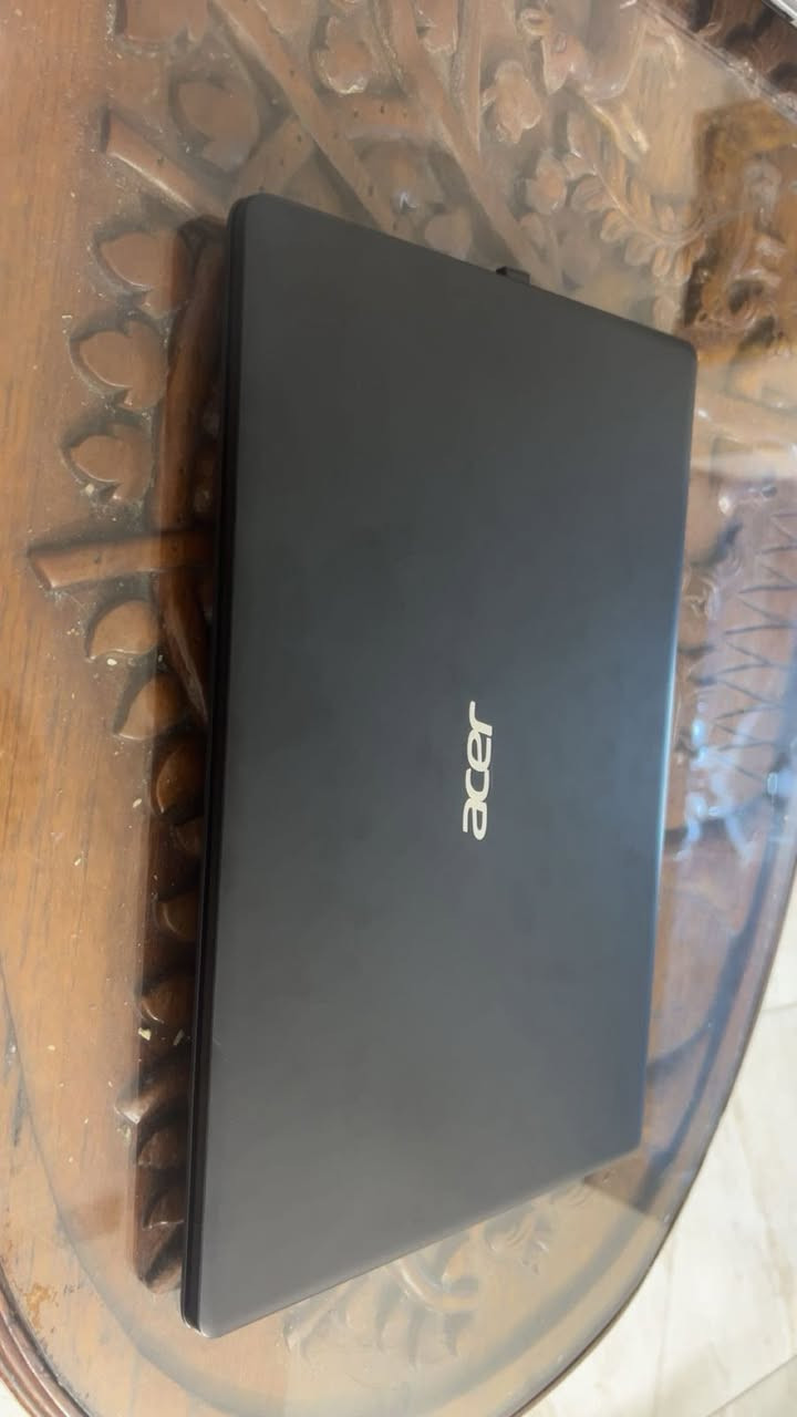 لابتوب Acer Aspire 3 للبيع
الحالة: نظيف جدًا وشغال ممتاز بدون مشاكل.
المواصفات مناسبة للدراسة، التصفح، الأوفيس، والبرامج اليومية.
يعمل بنظام Windows 11.
البطارية جيدة والجهاز استخدام خفيف.
مع الشاحن الأصلي.
السعر: ٢٣٠ وبيهة مجال
للتواصل ***********
