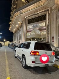 لاند كروز • ٢٠١٧ • ماشي ١٥٥ الف