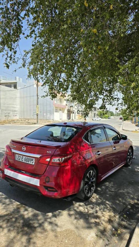 سلام عليكم 
نيسان سنترا Nissan sentra 2019 SR 
4 سلندر محرك 1.8 دوش 
سيارة فول مواصفات ماعدا الفتحه 
تحكمات استيرن كامل / مثبت سرعة / رادار / 
كشنات تدفئة / بصمه ابواب / بصمة تشغيل / بصمة صندوق / اشارات بالمراية / تبريد بيانو / شاشة جبيرة بيها كار بلي واندرويد اوتو / نظام بريك تلقائي في حالات الطوارئ / وضعيات قيادة نورمال و اسبورت 
سيارة نظيفة مكينه وكير ما مفتوح بشرط كهربائيات كلها بشرط وصاير الها ادامة دورية من كل النواحي 
السيارة ماشية 112 ميل 
بجم كبس بدون ايرباك بدون دواخل كلها على وضع الشركة حادثها جدا بسيط موجود بالصور  + الباب سكن خلفي مصبوغ اثر شخوط وليس حادث 
سنوية بأسمي شرط التحويل 
سعرها 128 ورقة وبيها مجال بسيط 
مكان السيارة بكركوك 
للإستفسار اكثر اتواصل وياية اتصال او واتساب 
رقم الهاتف/ *********** كركوك, العراق
