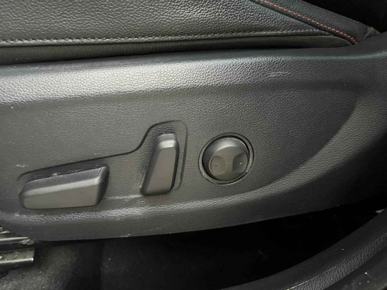 كيا سول 2023 جيتي لاين فول 1/1 رقم اربيل الدولي الجديد وفحص وهزه وسنويه كله جديده
الحادث والسونار موجود بالصور البنيد مبدل مصبوغ وبي دي ار بحافة بالجاملغ 
تبديل دعاميه امامية نفس اللون
وبيه كلير من امريكا ربع الباب الخلفي 
المواصفات..    
لون احمر مميز
محرك ٢٠٠٠ دوش المرغوب
 فتحه سقف
.بصمة تشغيل
بصمة أبواب وجنطه + شمعه 
تشغيل عن بعد 
بصمات عدد ٢
لايت زنون عدسات
رادارات امامي جانبي خلفي
تحديد مسار 
سياقه ذاتيه
.شاشه جبيره. كلش
لد امامي + بلوجكتر لد بالدعاميه 
بكلايت لد خلفي.
دشبول دجتل
ويل كب 18 مميز 
اناره داخليه. متغيره الالوان
اشاير مري.
كشنات كهرباء + تدفئة
كراسي جلد + كنتاره + تطريز احمر + حفر كتابة سول 
ستيرن حرف D + اخياط احمر
دمام خلفي سستم صوت harman/kardon
بطارية جديدة
سيارة جاهزة بدون اي نقص
… وبعد مواصفات الفول معروفة  
ماشيه ٢٠ الف دخول جديد رقم اربيل
السعر 155 وبي اشوية مجال
اتصال الهاتف او واتساب على الرقم  
☎️   *********** 
مكان السيارة بغداد الزعفرانية
