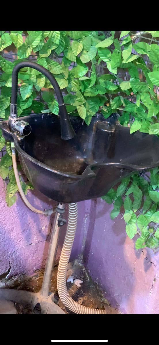 صور صالون ومغسله وسقوف ثانويه وكرسي حلاقه بس جك عاطل وجينكو


**إذا كنت صاحب هذا الإعلان وتريد حذفه لأي سبب، رجاءا أرسل رسالة إلى الدعم الفني**