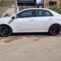 كورلا خليجي موديل ٢٠١٣ بيه صبغ جاملغ +باب امباوك امامي فقط الباقي مكفو...